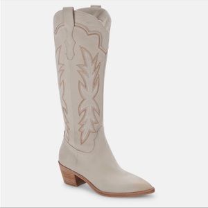 Never been worn - white/ sand dolce vita size 8 shiren cowgirl boots